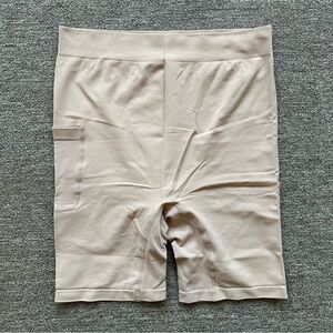 Thigh Society “The Cargo” shorts in Almond, size L/XL